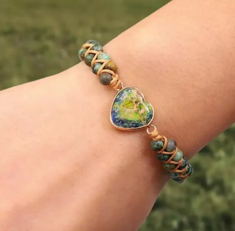 Bracciale con ciondolo a cuore di diaspro selvatico